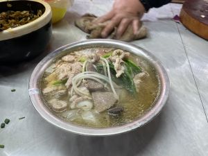 广西-兴宾-华侨菜场-米粉1.jpg